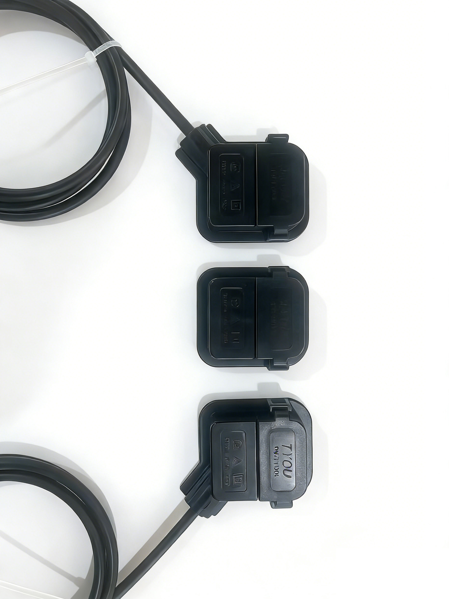 Ready-to-install pre-potted 3-split PV junction box - cost-effective 1500V for efficient module assembly